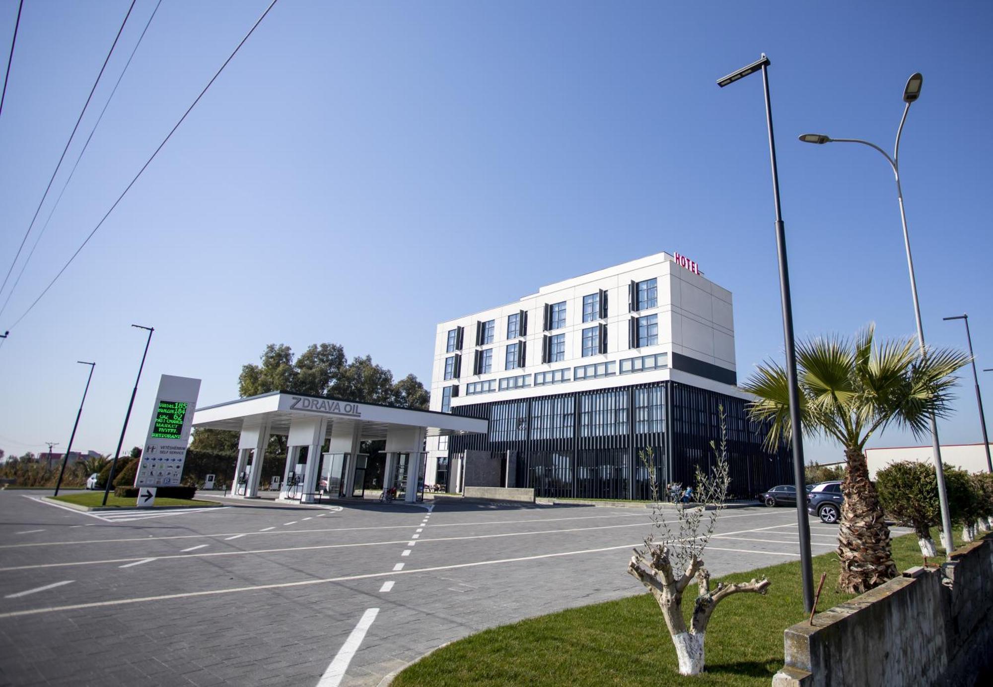Resort Zdrava Savra Екстериор снимка